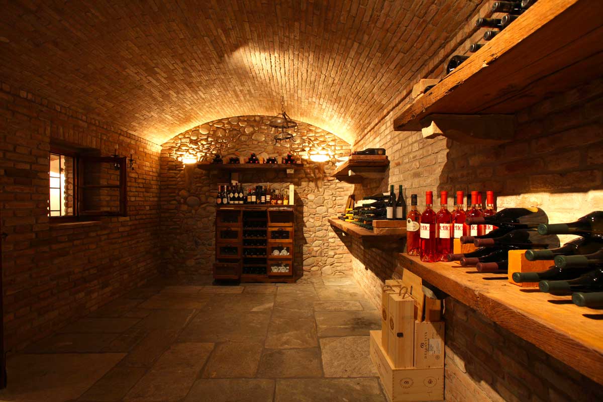 cantina vino bergamo